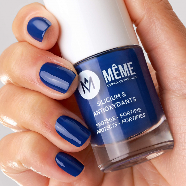 Vernis bleu marine silicium - MÊME Cosmetics