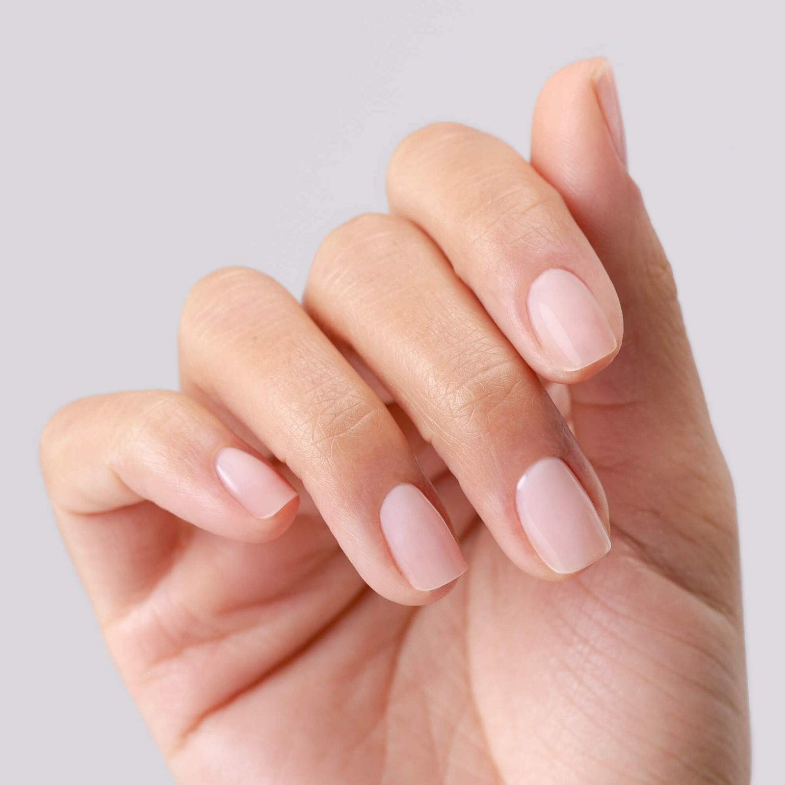 La solution fortifiante ongles fragilisés - MÊME Cosmetics