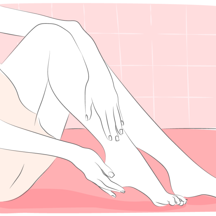 Preventing and alleviating hand-foot syndrome