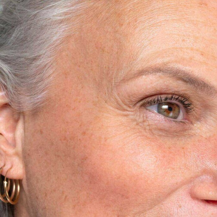 3 étapes pour redessiner ses sourcils pendant un cancer