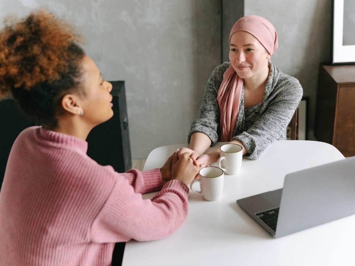 Comment annoncer son cancer à un proche - Même cosmetics