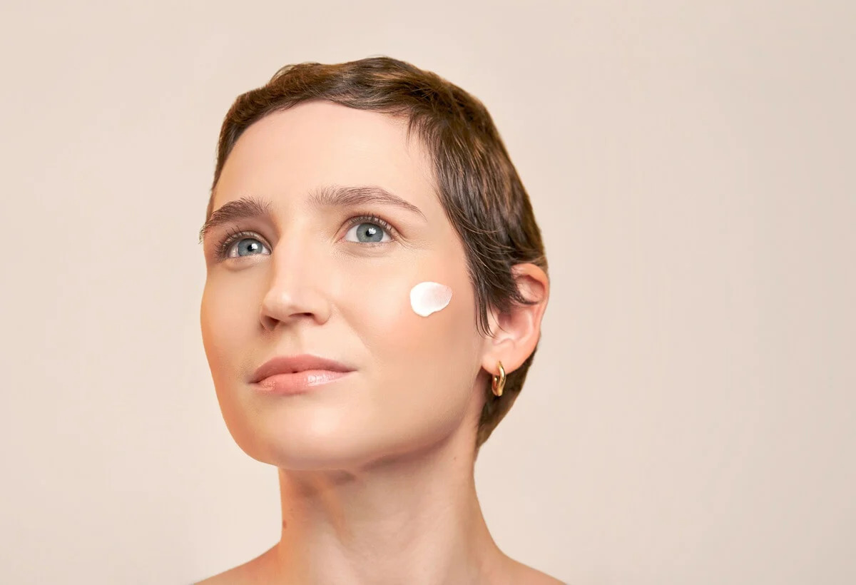 proteger-sa-peau-sensible-du-soleil-meme-cosmetics-1