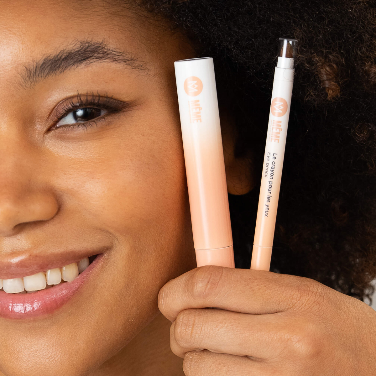 Routine maquillage yeux sensibles - Golden glow